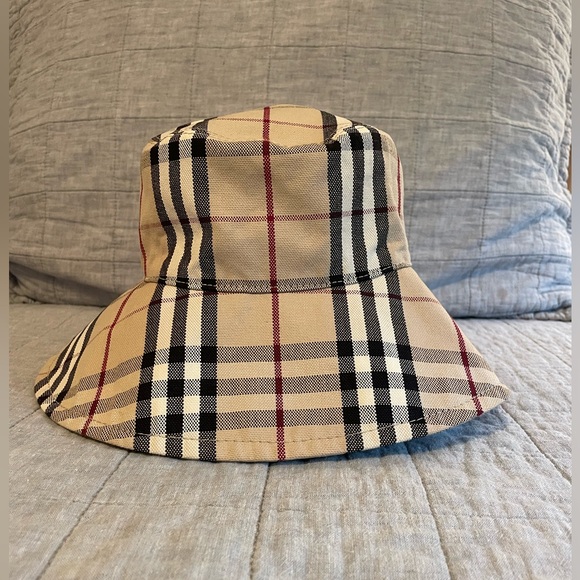 Burberry Vintage Check Bucket Hat - Picture 1 of 4